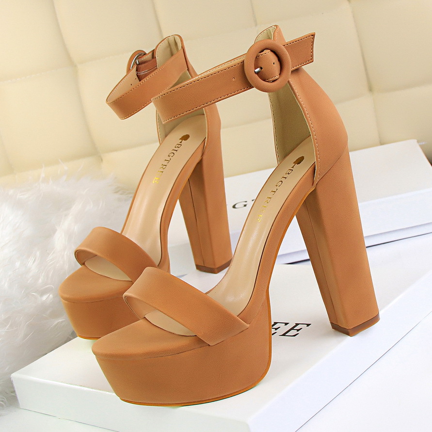 1550-1--Shallow heel pointed toe shining sequins sexy slim nightclub high heels single shoes