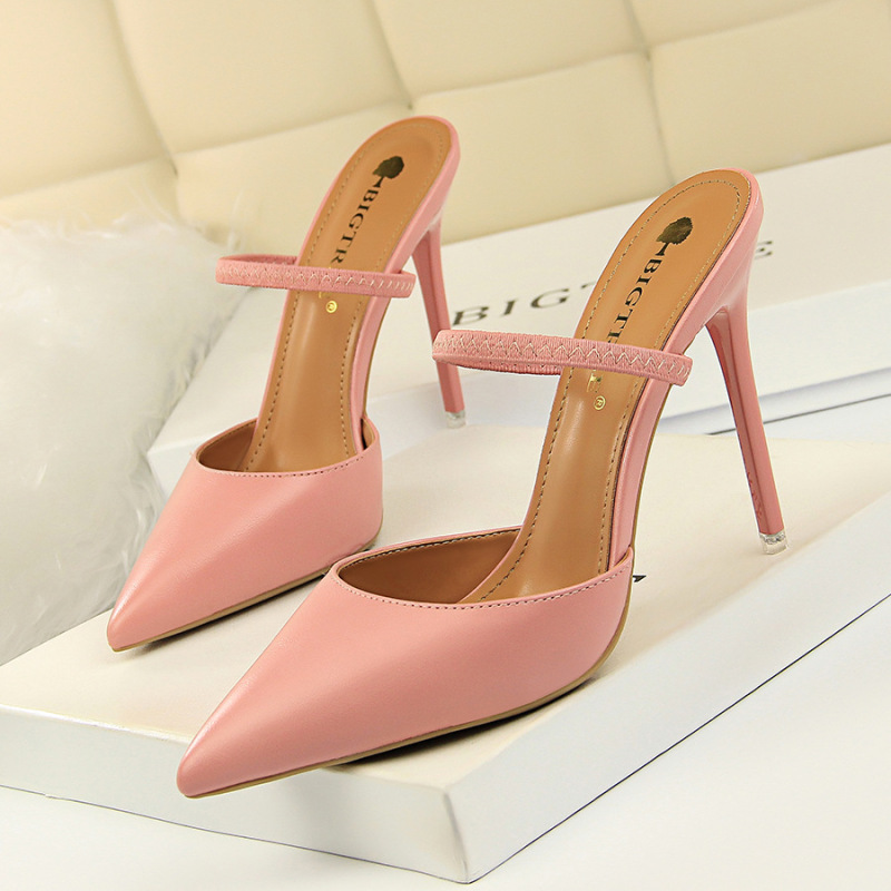 86-10--Retro simple closed toe slippers, stiletto high heels, shallow pointed toe, hollow one-strap women's slippers
