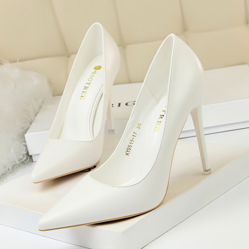 9511-17--Fashionable and simple women's shoes, slim high heels, stilettos, ultra-high heels, shallow mouth pointed high heels