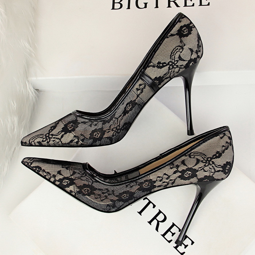 1853-1--Sexy slim high heels, stiletto heels, shallow pointed toe mesh hollow lace shoes