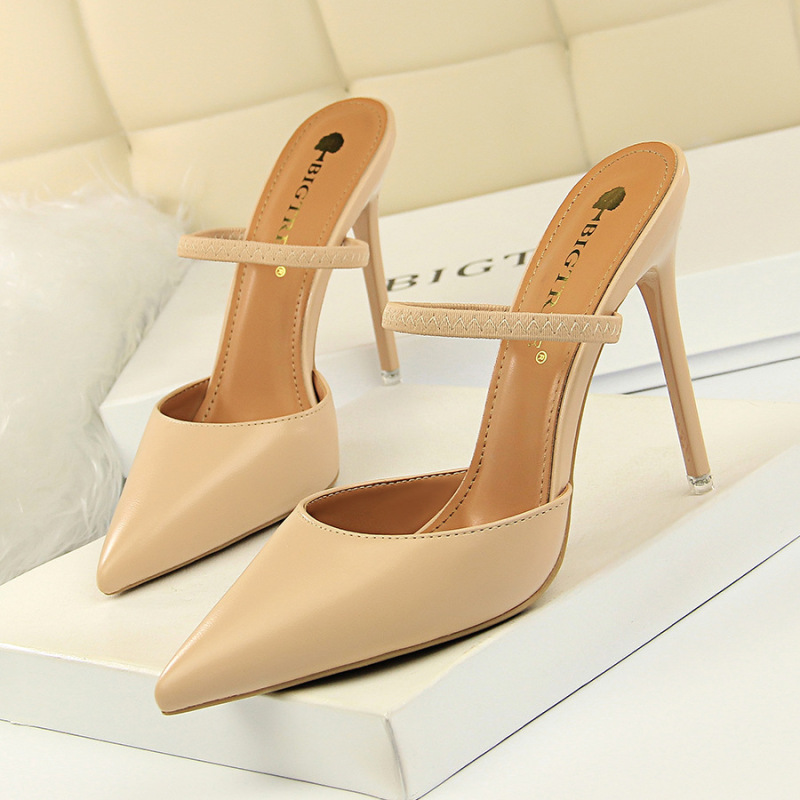 86-10--Retro simple closed toe slippers, stiletto high heels, shallow pointed toe, hollow one-strap women's slippers