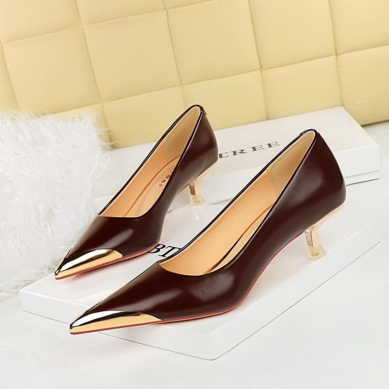 3739-25--Retro stone pattern patent leather pointed belt buckle decorated single shoes