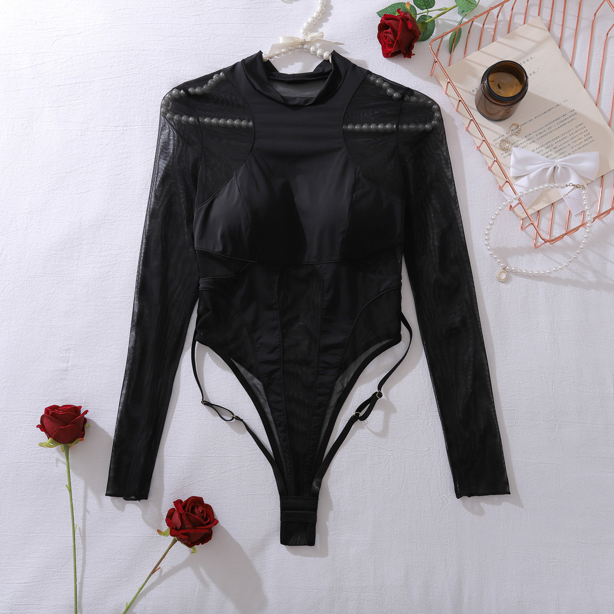 XZ4686A--Sexy long-sleeved bodysuit with spliced ​​leg straps and open crotch