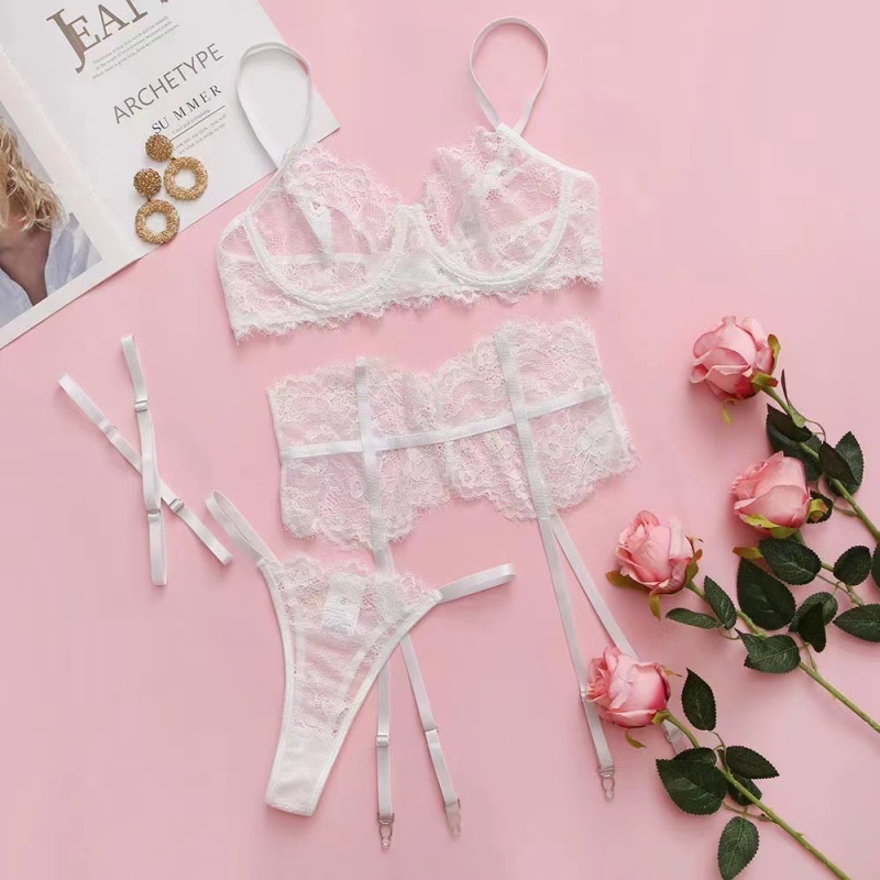 0995-Sexy Lingerie Set with Halter Neck, Lace Trim, Waist Corset, and Boning (5-Piece Set)