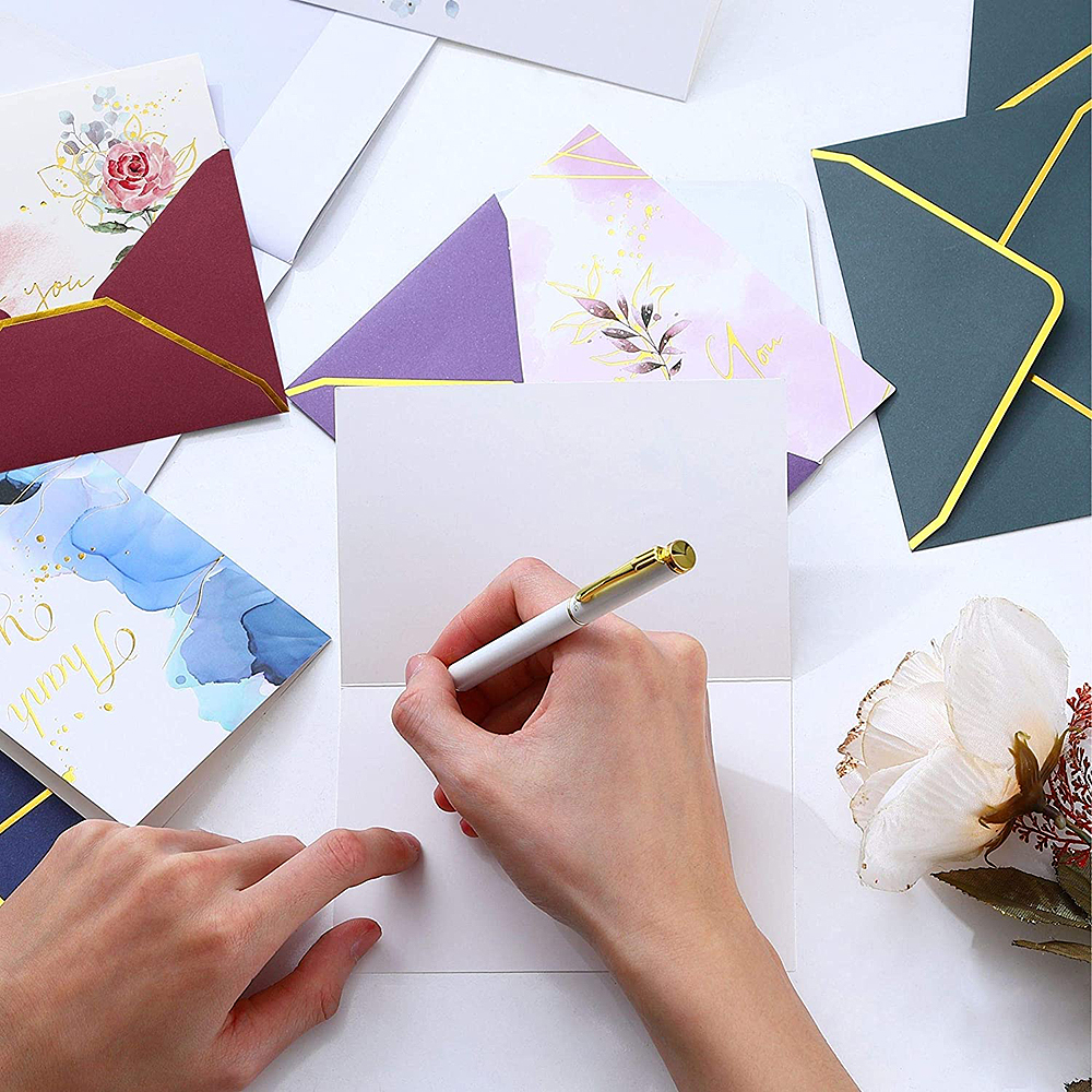 Cards and Envelope HY0052