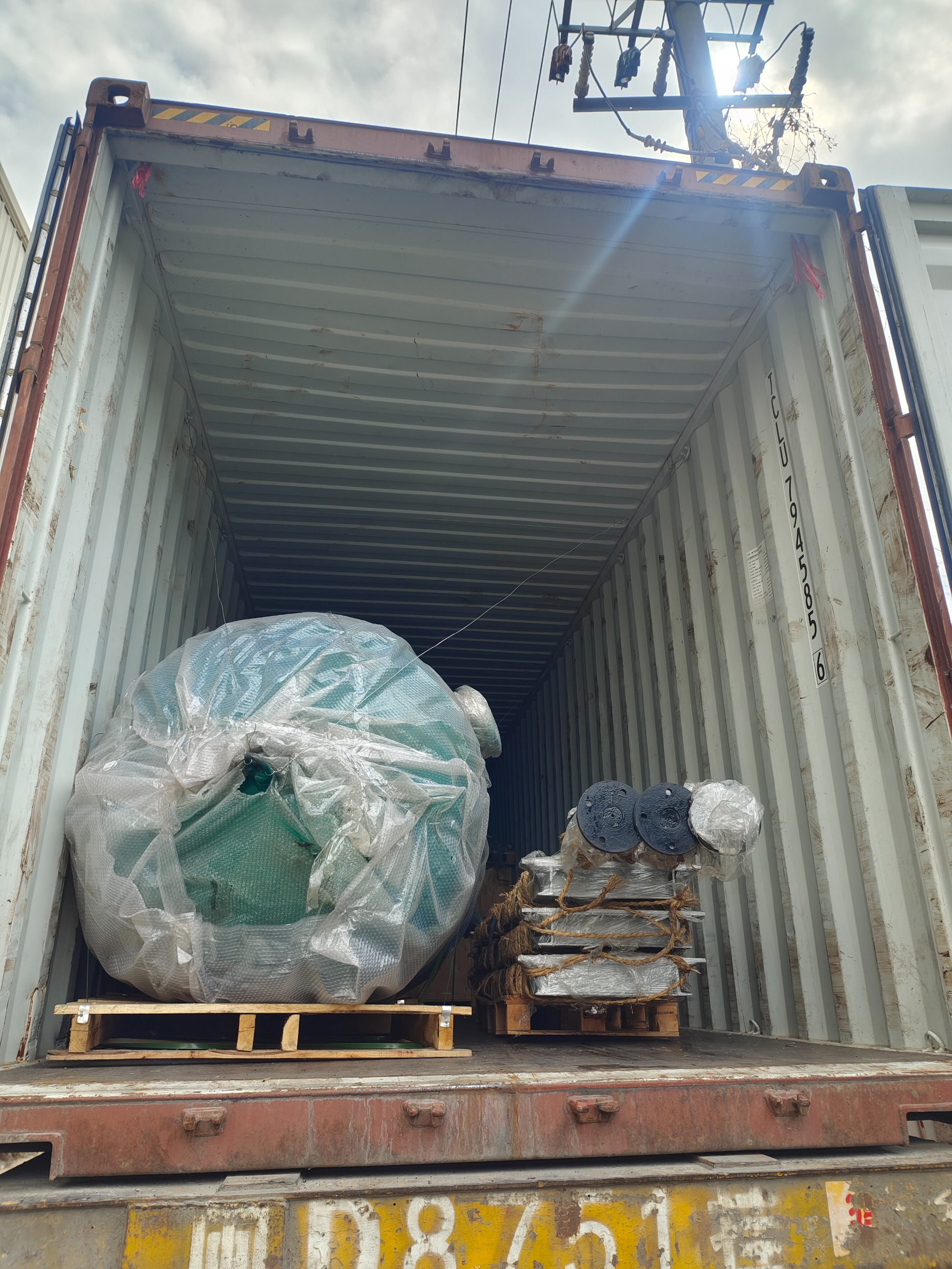 Shipment of Auxiliary Machines to Ecuador