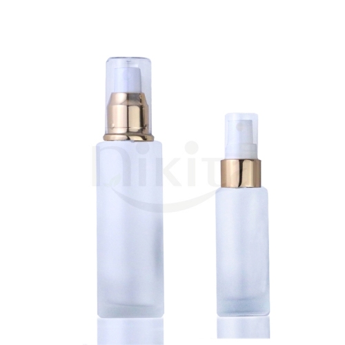 Cosmetic Glass Bottle Manufacturer Custom Frosted 1 oz Flat Shoulder Glass Bottle With Spray (GAF01)