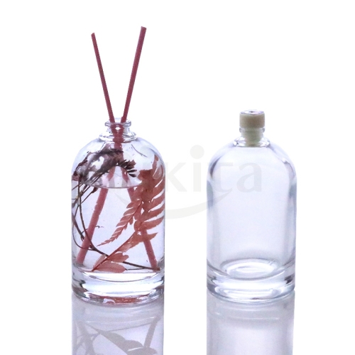 China Manufacturer 50ml 100ml Clear Round Diffuser Aroma Glass Bottle Unique Style Bottle (GFP02-C)