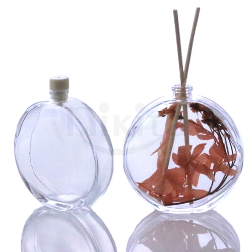 Hot sale 50ml 100ml fancy Empty Clear Flat Round Aroma Diffuser Glass Bottle Custom Cap(GFP05-C)
