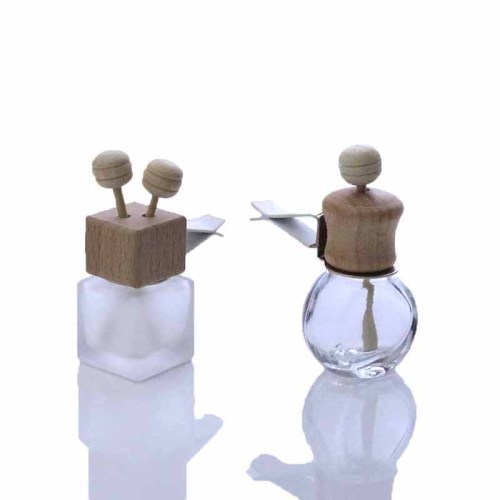 High Quality In Stock Multiple Choice Empty 5ml 8ml 10ml Car perfume bottle with wooden Cap and clip(CG06)