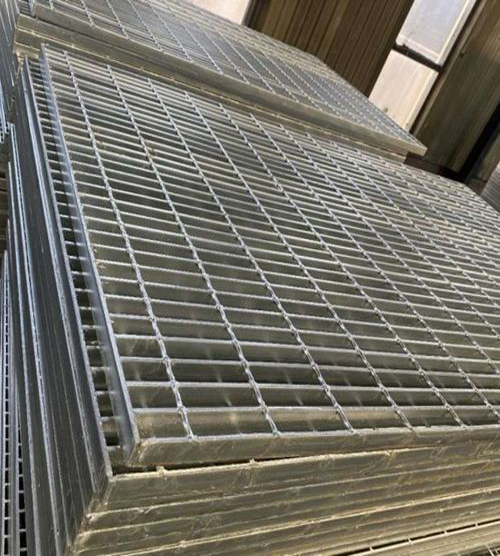 Steel bar grating for drainage