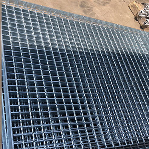 Galvanized grating for steel structure