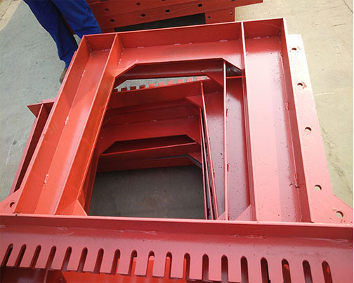 Hoop steel formwork