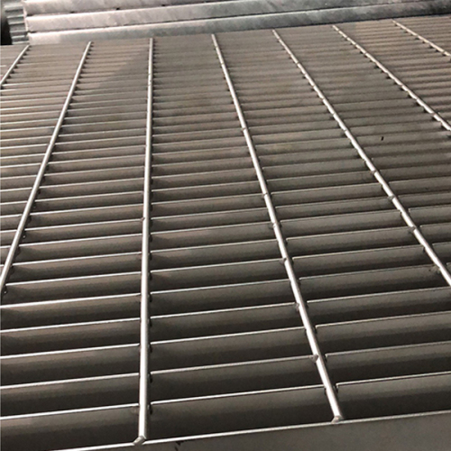 Galvanized grating for steel structure
