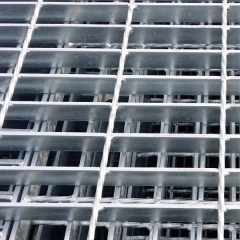 Hot-dip galvanized steel grating