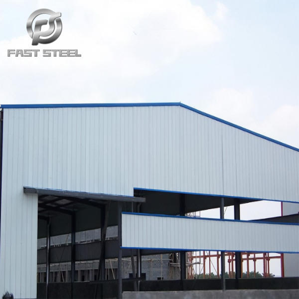 Installation of steel components in steel structure engineering construction
