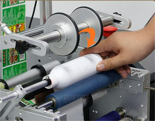 High Efficiency Fast Speed Semi-automatic Wine Round Bottle Labeling Machine