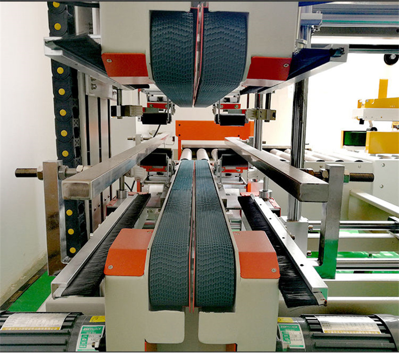 Automatic Folding Top Carton Sealer Four Corner Side Sealing Machine