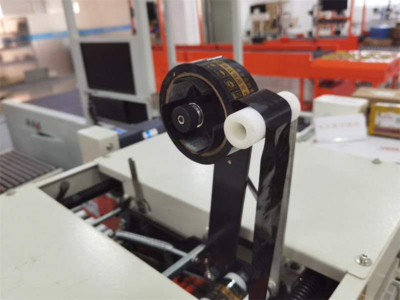 Foam Box Sealing Machine Seafood Carton Sealer With Top And Side Conveyor Tapping