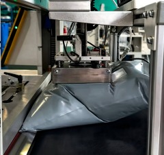 Poshysmart Horizontal Bagging Machine, Batch Order Printing Labeler Tape Free Sealing Machine for E-commerce Fulfillment