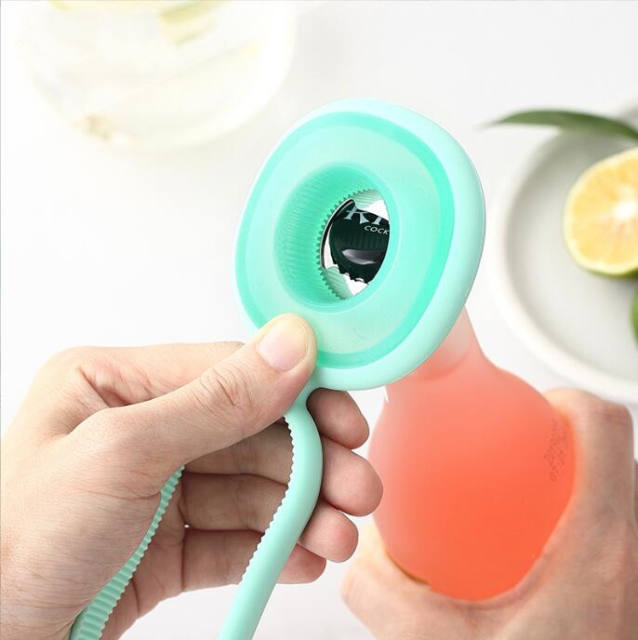 Silicone bottle beer opener