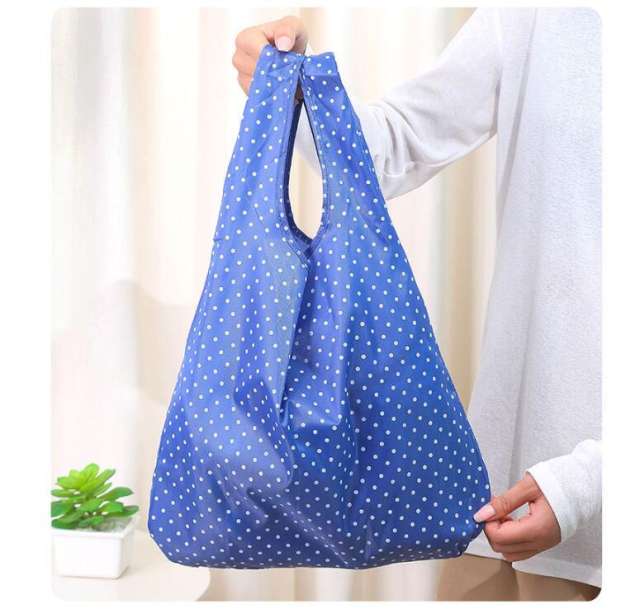Portable shopping polyester bag