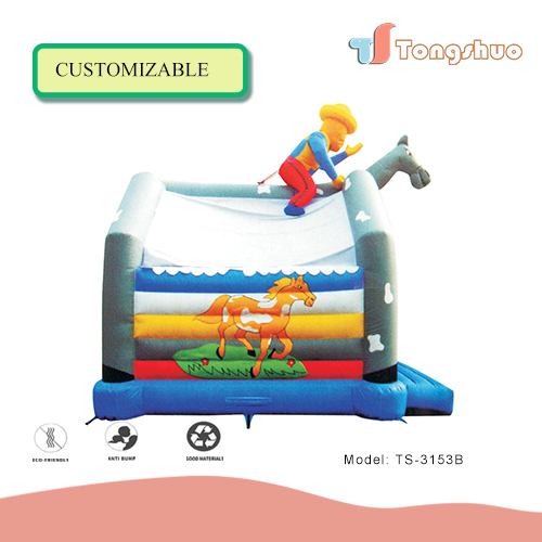 Inflatable bounce playground