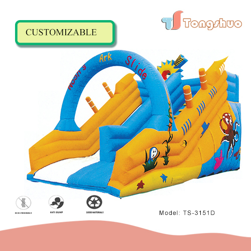 Inflatable bounce playground