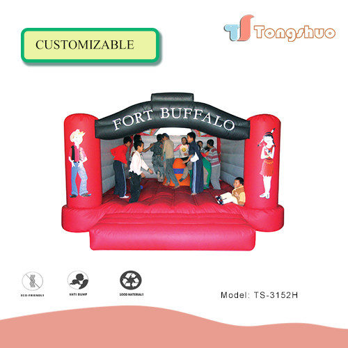 Inflatable bounce playground