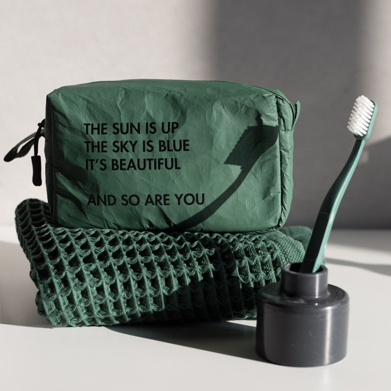 Custom Foldable Toiletry Bag Pouch Eco-Friendly Tyvek Bag