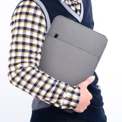 Simple 17.3 Inch Water Repellent Laptop Sleeve Bag