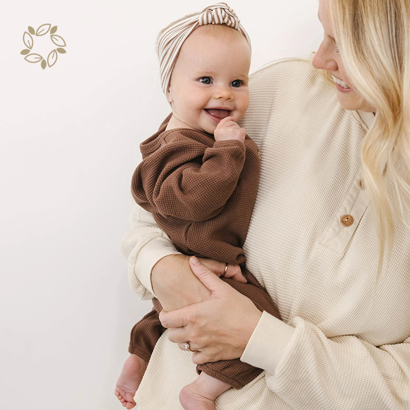 Bamboo cotton waffle sleepsuit for infants sustainable newborn waffle romper eco friendly baby waffle long sleeve jumpsuit