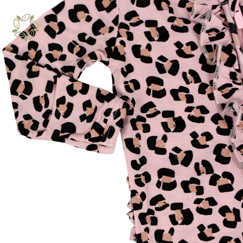 Organic bamboo ruffle zipper footie sustainable baby football romper eco friendly ruffled zipper footie for newborn