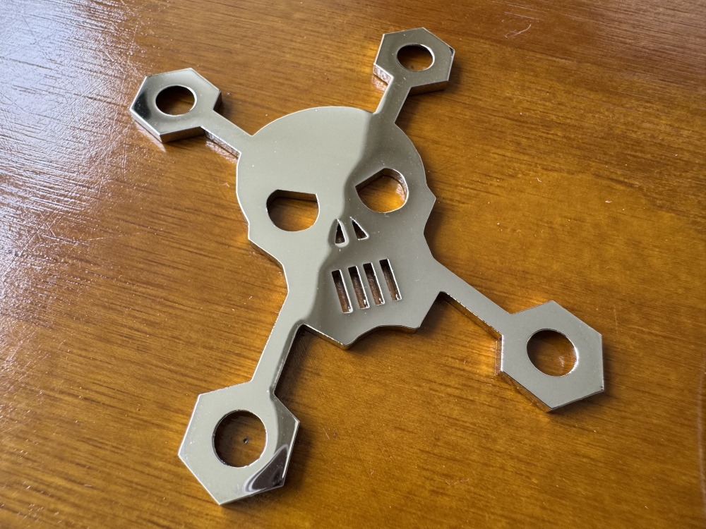 SHIP FROM CHINA !! Custom Made !! SKULL Neck Plate With 4Pcs Screws For Your Guitar or Bass - Golden & Chrome
