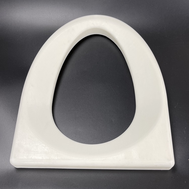 3D printing of resin products.
