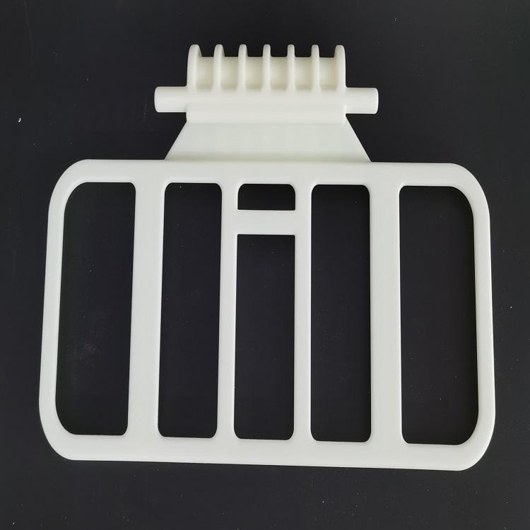 3D printing of resin products.
