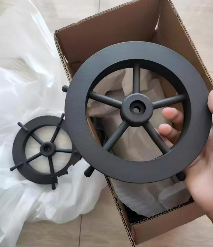 Black nylon printing of parts.
