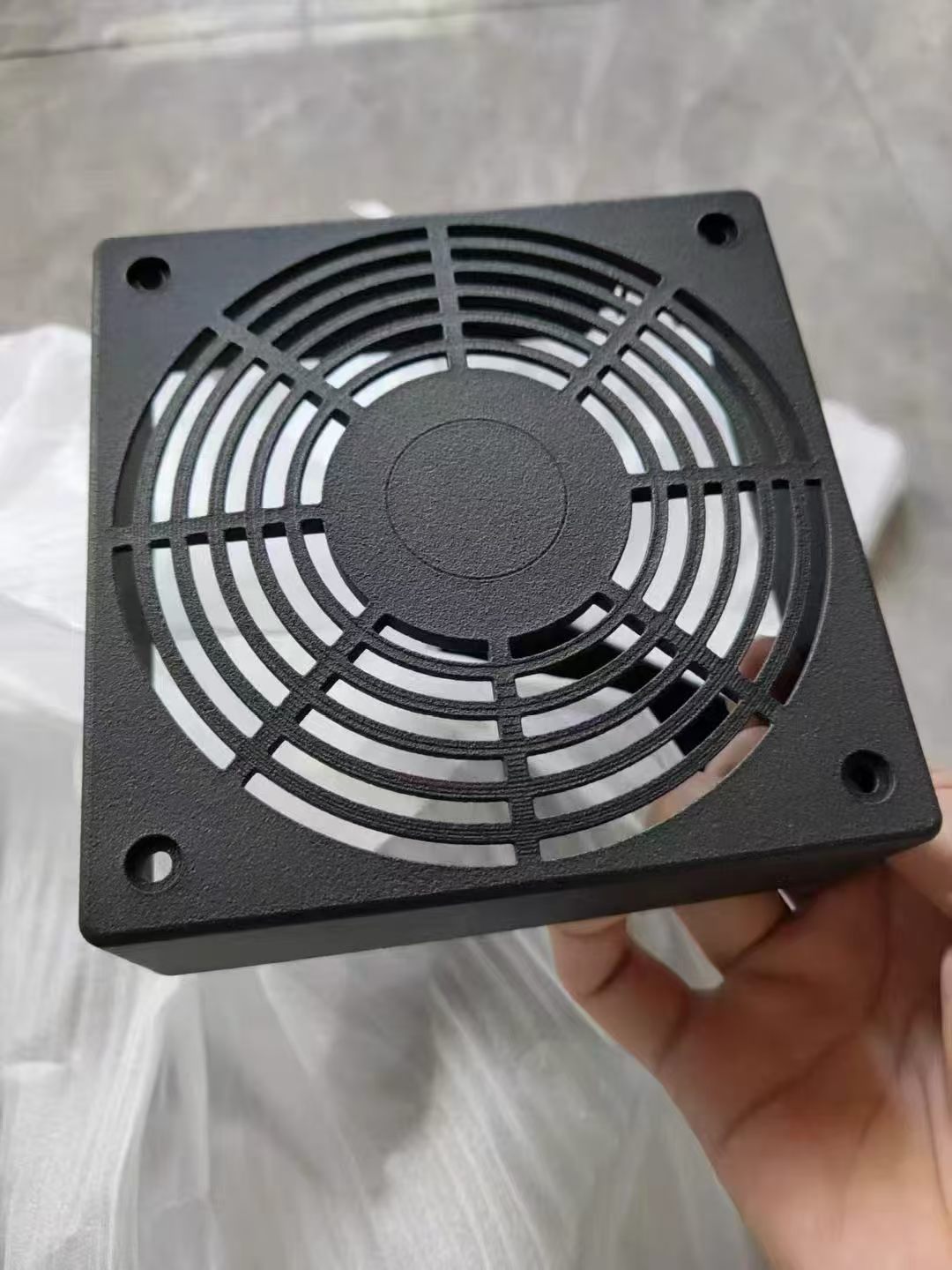Black nylon printing of parts.