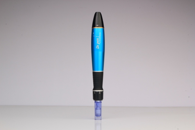 Dr.Pen A1-W Wireless Microneedling with 2Pcs 12 Pins Cartridges Kit Electric Derma Pen Microneedling Home Skin Care Devic