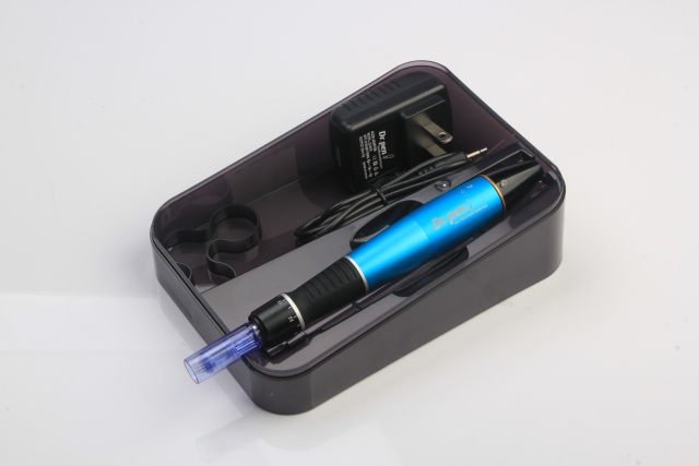Dr.Pen A1-W Wireless Microneedling with 2Pcs 12 Pins Cartridges Kit Electric Derma Pen Microneedling Home Skin Care Devic