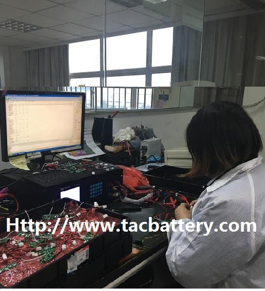 LiFePO4 Battery Pack For Electric Scooter LiFePO4 Battery Pack 51.2V 12AH 26650 16S4P For Electric Scooter