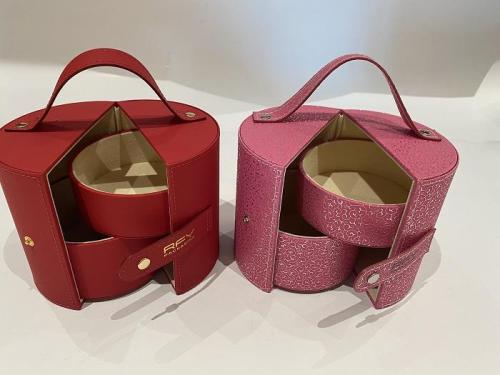 Fullrich Custom Jewelry Box with round shape Storage Box Display Case Portable Jewelry gift handbag