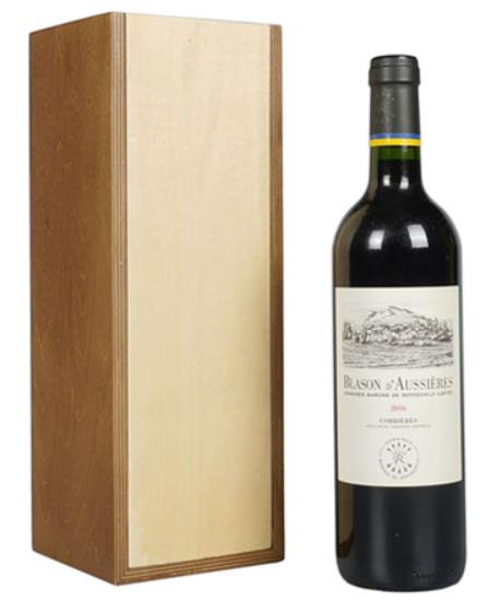 What are the advantages of wooden wine boxes ?
