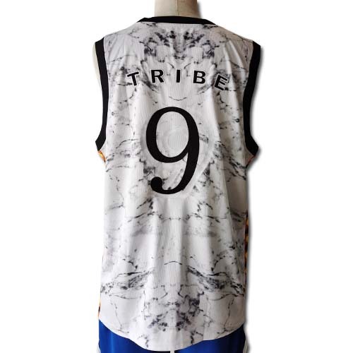 Camiseta de baloncesto personalizada