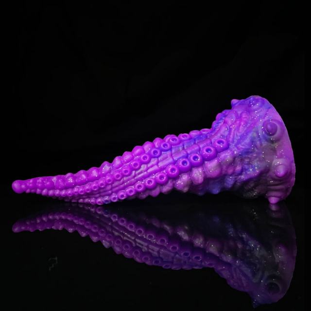 Alien Tentacle Dildo: Spiral Design, Flexible Silicone for Pleasure