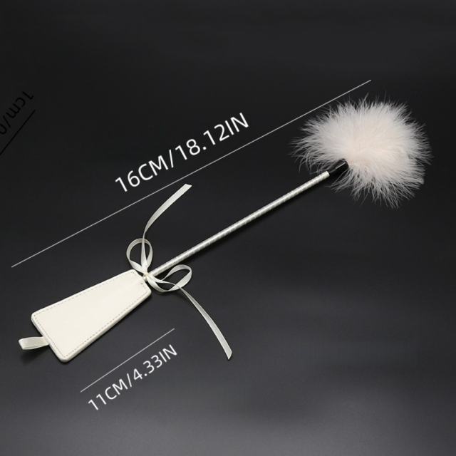 18.12'' White Spanking Paddle with Artificial Feather Tickler