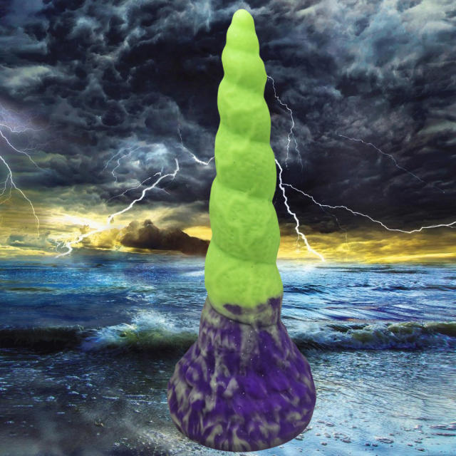Customizable 7.88 Inch Spiral Fantasy Silicone Dildo – Non-Glow, Purple Green Suction Base