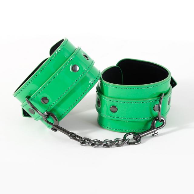 Adjustable Green PU Leather Wrist Cuffs with Metal Chain