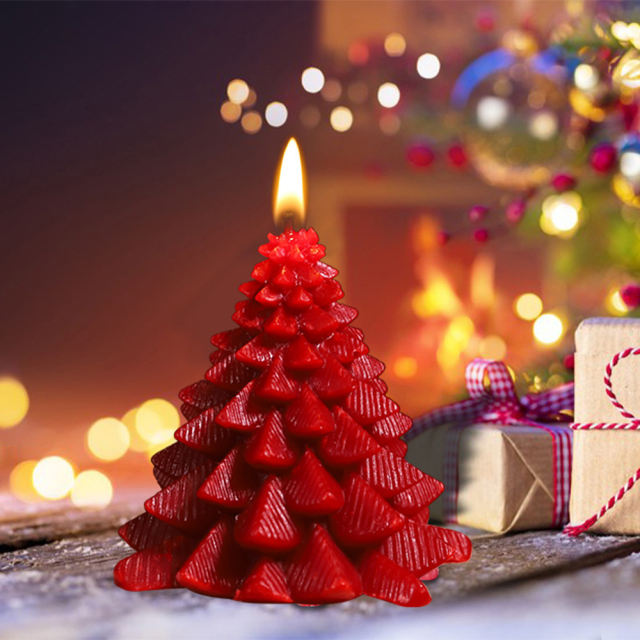 2.96'' Red Christmas Tree Soy Wax Candle – Festive Tree Design, Gift-Boxed