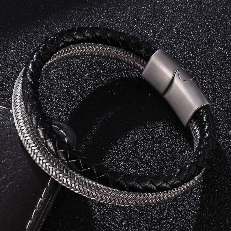 Male leather bracelet